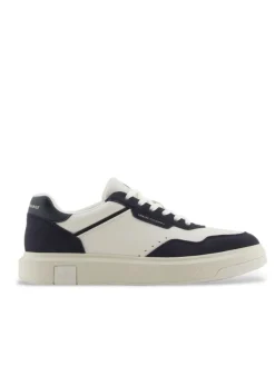 A|X Sneakers