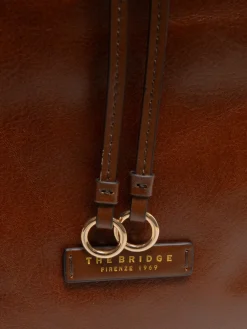 CARLOTTA Borsa sacca in pelle con tasche