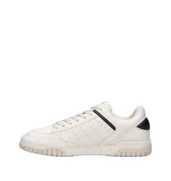 DUCK Sneakers