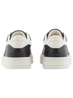 LONDON Sneakers
