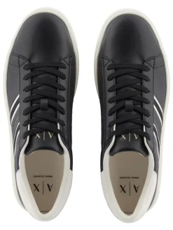 LONDON Sneakers