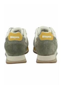 QUEENS Sneakers