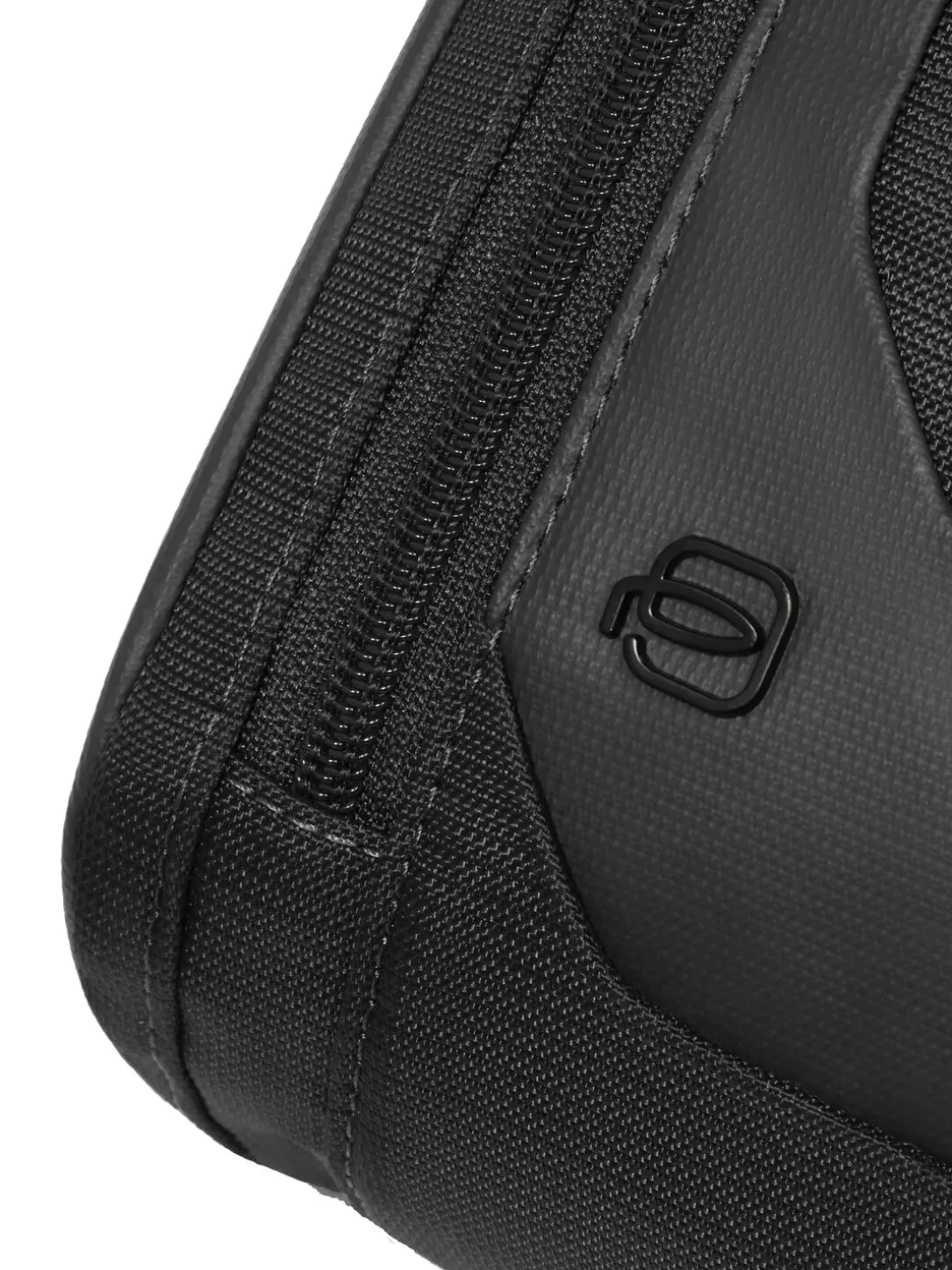 S140 Zaino monospalla porta iPad in tessuto riciclato